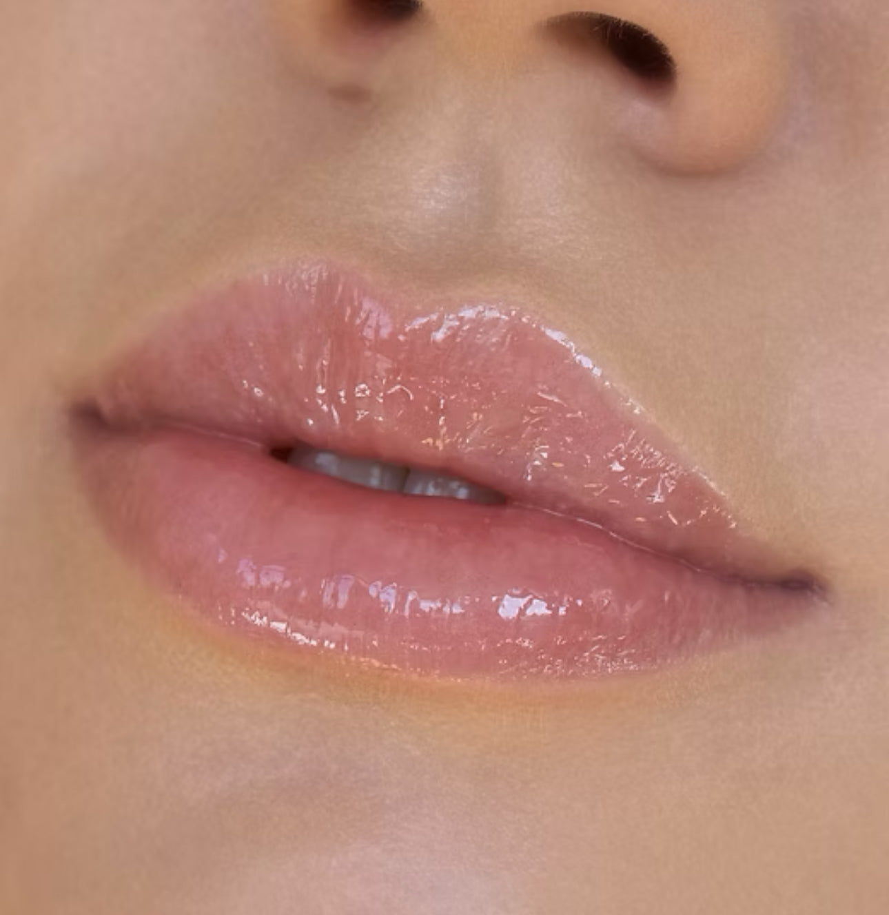 Plumping Lip Gloss